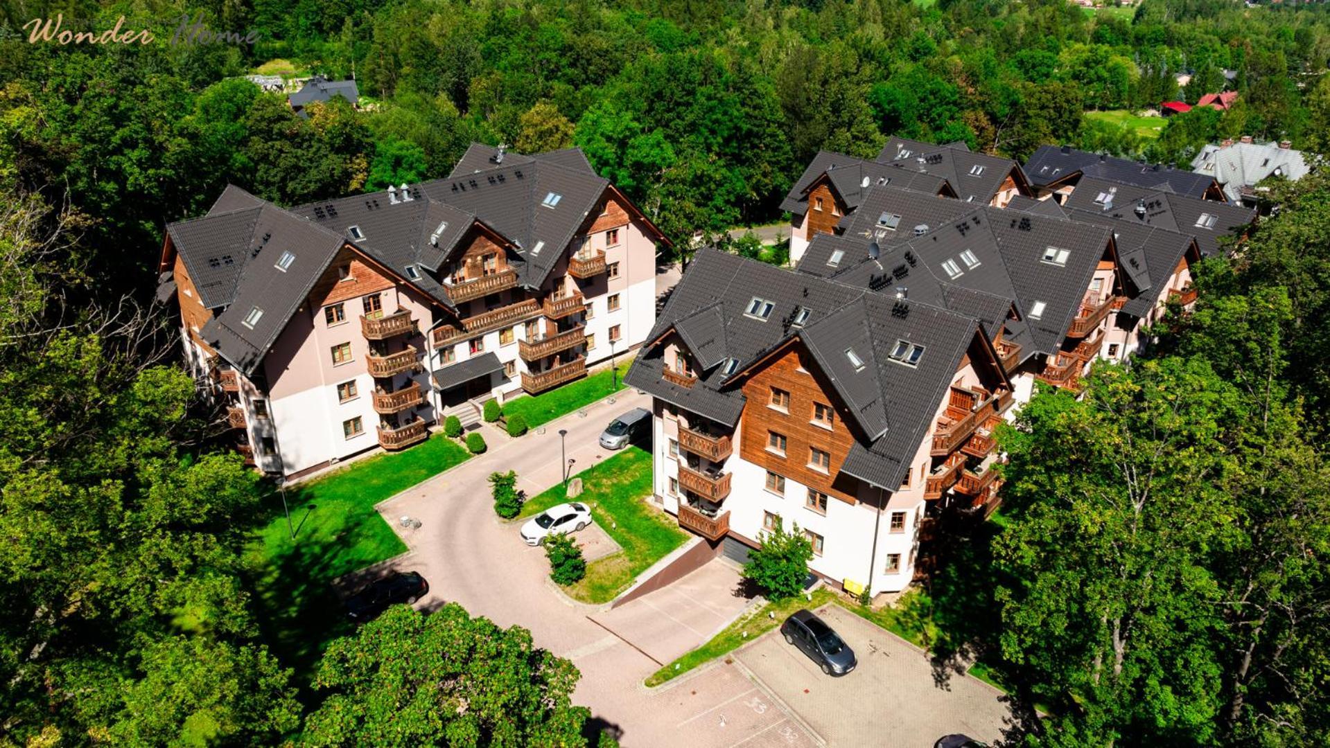 Wonder Home - Apartamenty Lesny Dom Z Balkonami, Niedaleko Centrum, W Cichej Okolicy Karpacz Luaran gambar