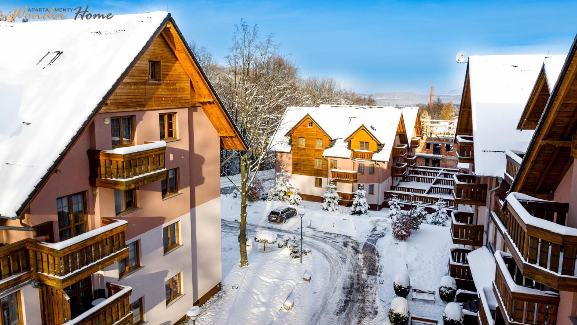Wonder Home - Apartamenty Lesny Dom Z Balkonami, Niedaleko Centrum, W Cichej Okolicy Karpacz Luaran gambar