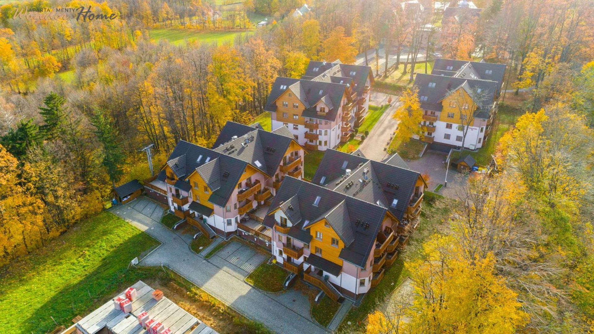 Wonder Home - Apartamenty Lesny Dom Z Balkonami, Niedaleko Centrum, W Cichej Okolicy Karpacz Luaran gambar