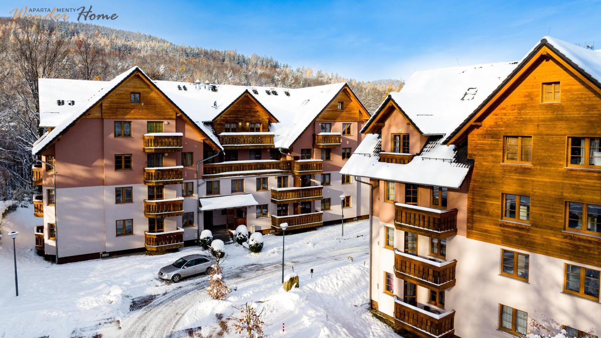Wonder Home - Apartamenty Lesny Dom Z Balkonami, Niedaleko Centrum, W Cichej Okolicy Karpacz Luaran gambar