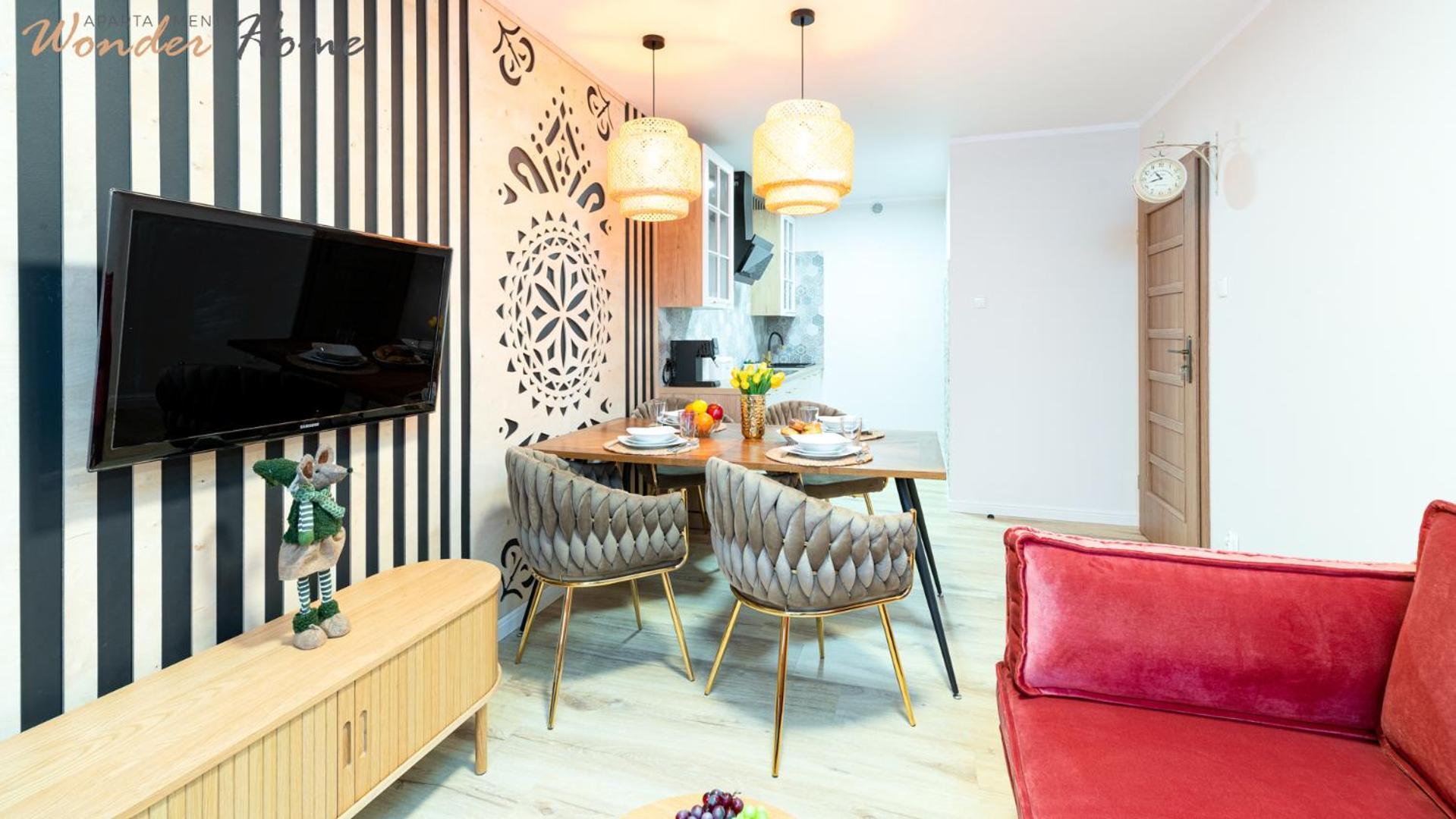 Wonder Home - Apartamenty Lesny Dom Z Balkonami, Niedaleko Centrum, W Cichej Okolicy Karpacz Luaran gambar