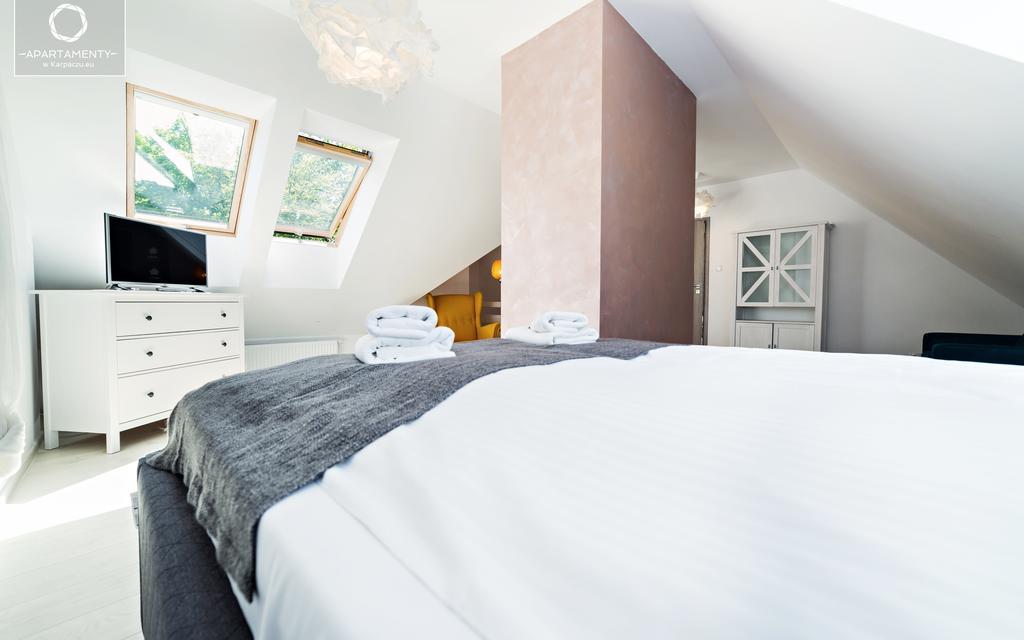 Wonder Home - Apartamenty Lesny Dom Z Balkonami, Niedaleko Centrum, W Cichej Okolicy Karpacz Luaran gambar