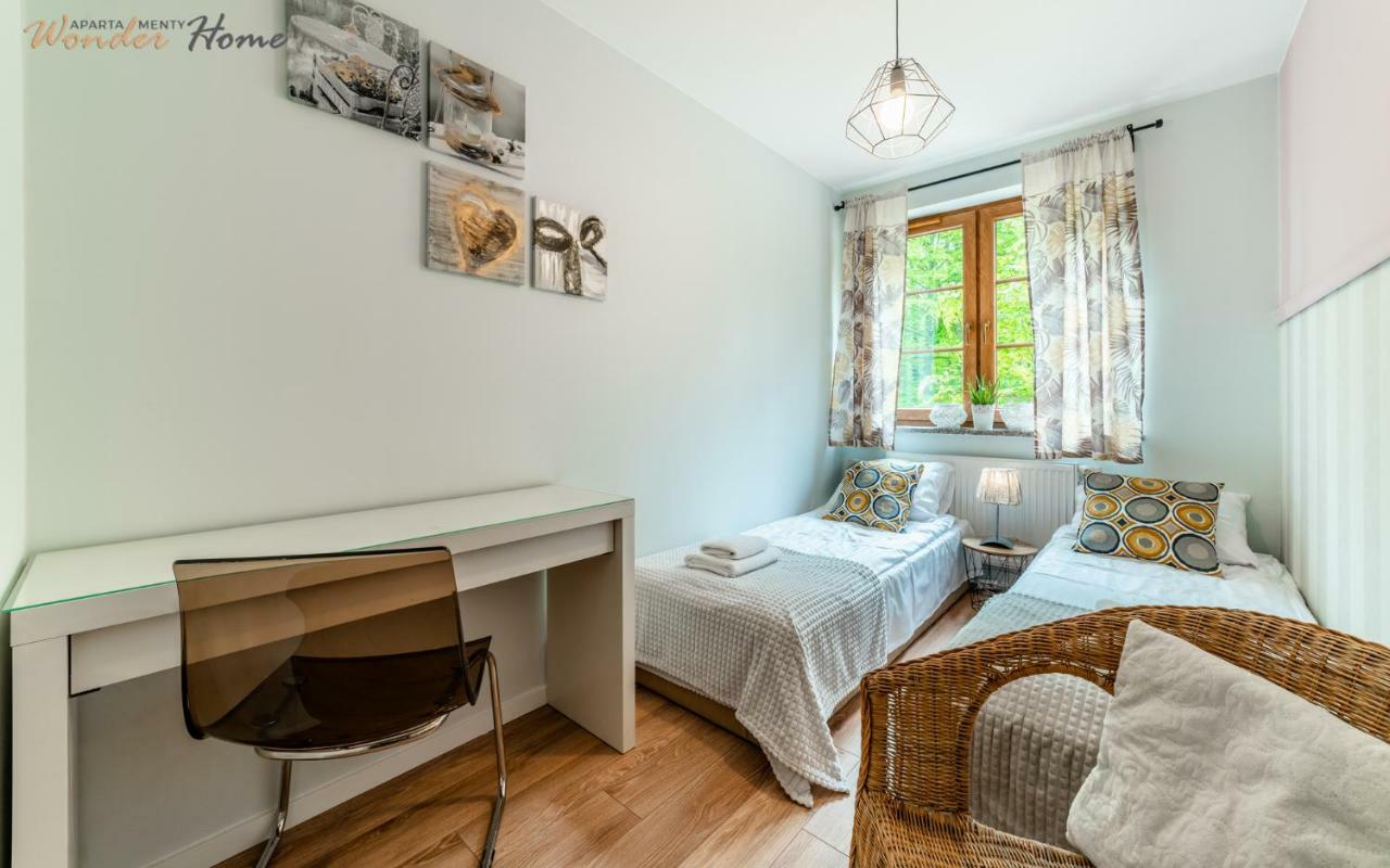 Wonder Home - Apartamenty Lesny Dom Z Balkonami, Niedaleko Centrum, W Cichej Okolicy Karpacz Luaran gambar